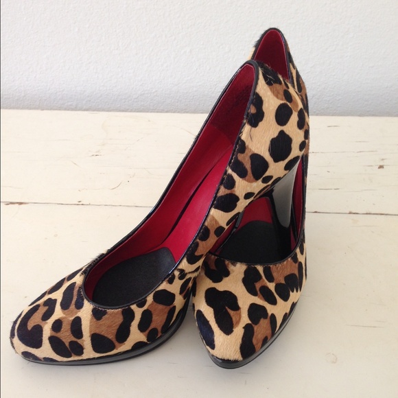 Leopard Print🐾 Nine West<> Final reduction - Picture 1 of 4